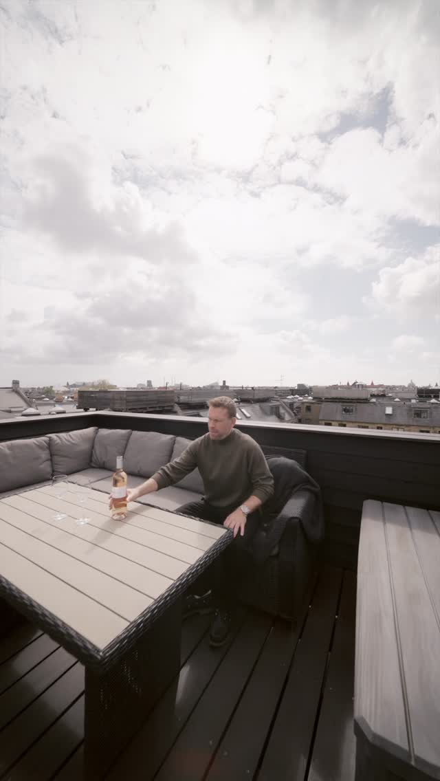 Lækker loftlejlighed med privat tagterrasse